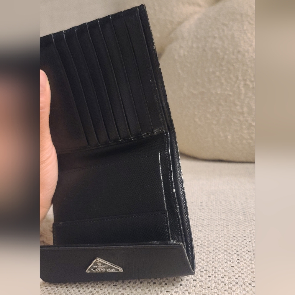 Prada Black Wallet - Picture 8 of 10